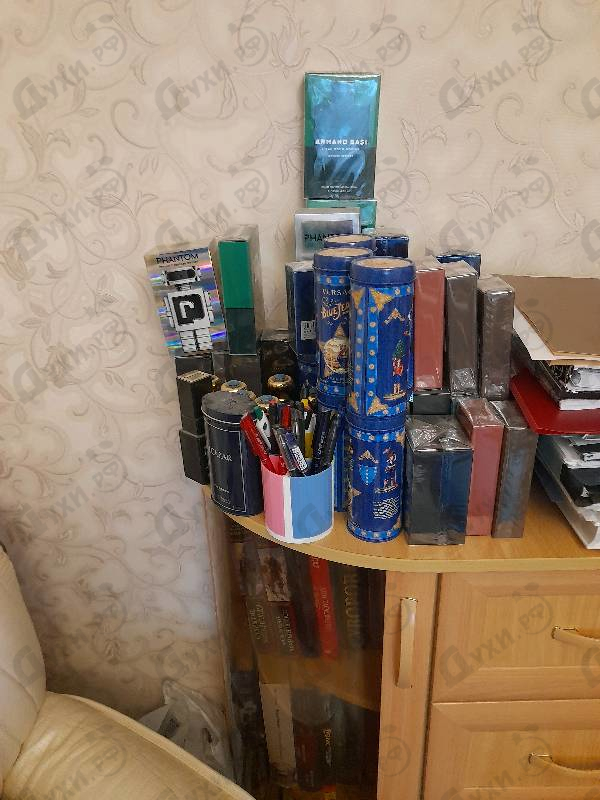 Парфюмерия Blue Jeans от Versace