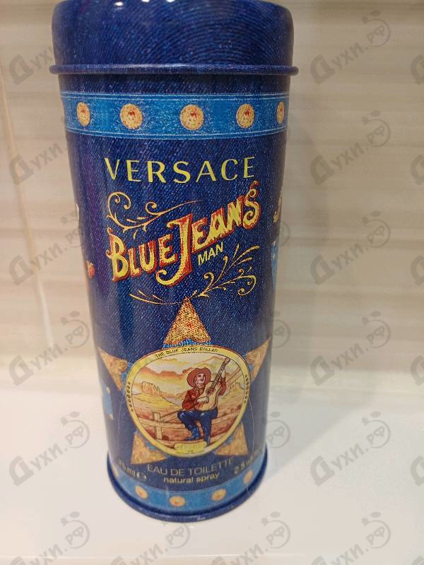 Парфюмерия Blue Jeans от Versace