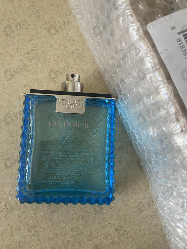 Парфюмерия Eau Fraiche от Versace