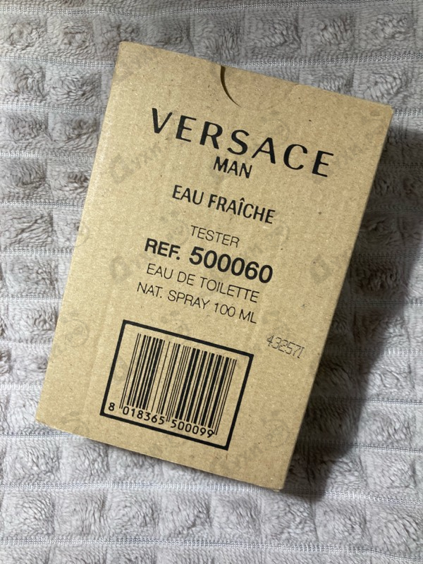 Парфюмерия Eau Fraiche от Versace