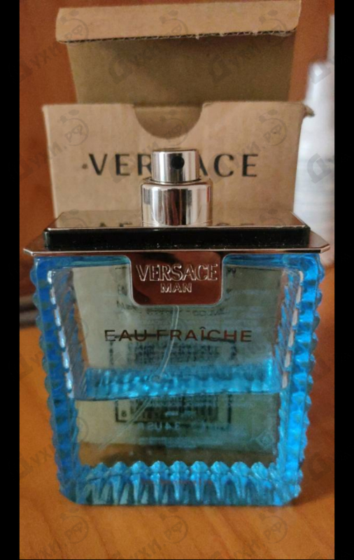 Парфюмерия Eau Fraiche от Versace