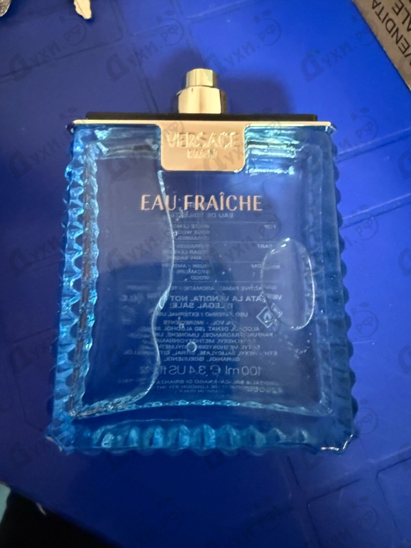 Парфюмерия Eau Fraiche от Versace