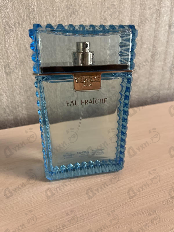 Духи Eau Fraiche от Versace