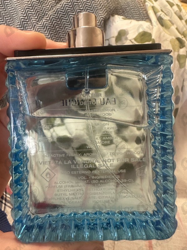 Парфюмерия Eau Fraiche от Versace