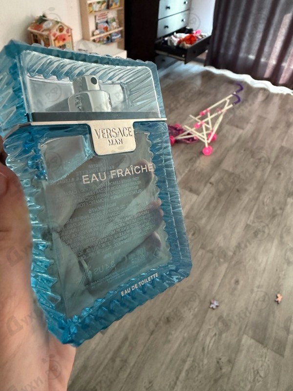 Купить Eau Fraiche от Versace