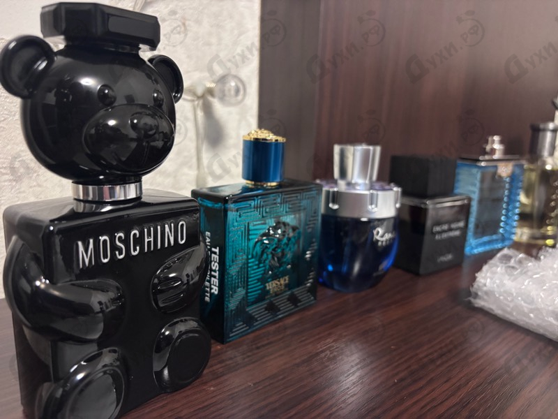 Парфюмерия Eau Fraiche от Versace