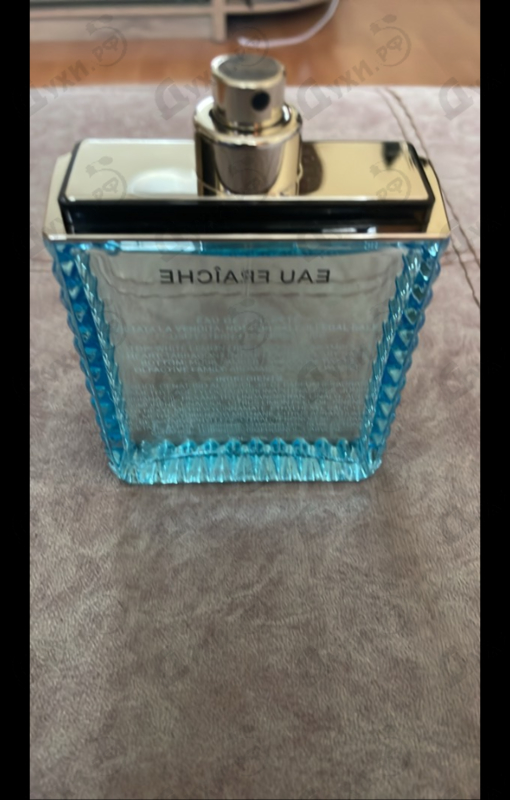 Парфюмерия Eau Fraiche от Versace