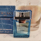 Духи Eau Fraiche от Versace