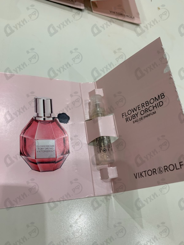 Парфюмерия Flowerbomb Ruby Orchid от Viktor & Rolf