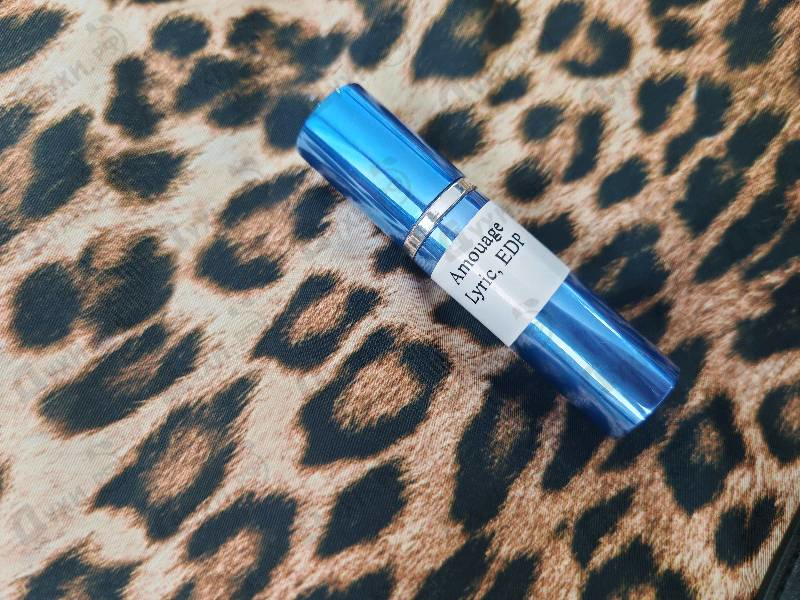 Отзыв Amouage Lyric