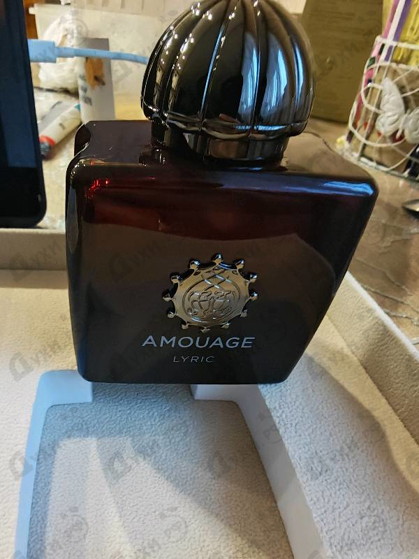 Духи Lyric от Amouage