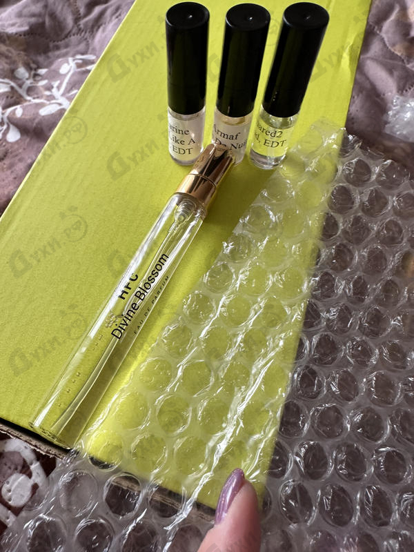 Духи Divine Blossom от Haute Fragrance Company