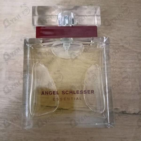 Парфюмерия Essential от Angel Schlesser