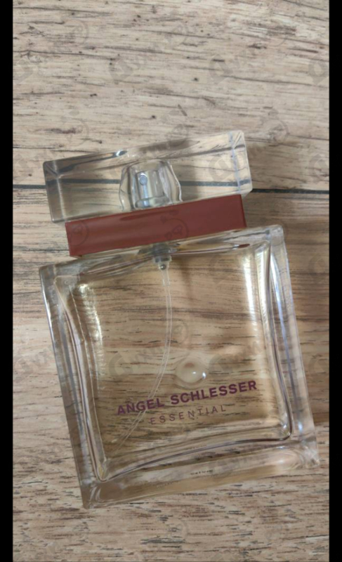 Парфюмерия Angel Schlesser Essential