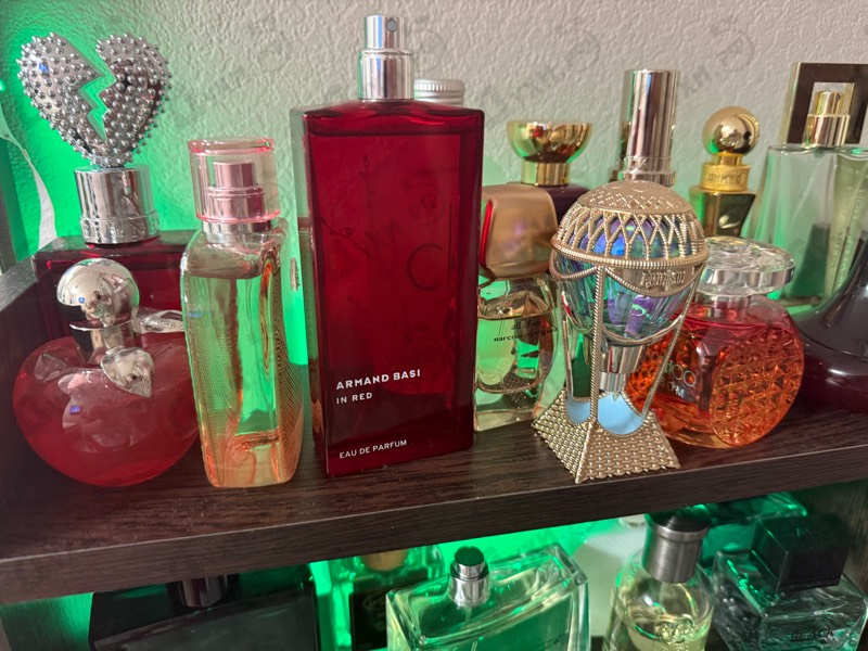 Купить Armand Basi In Red