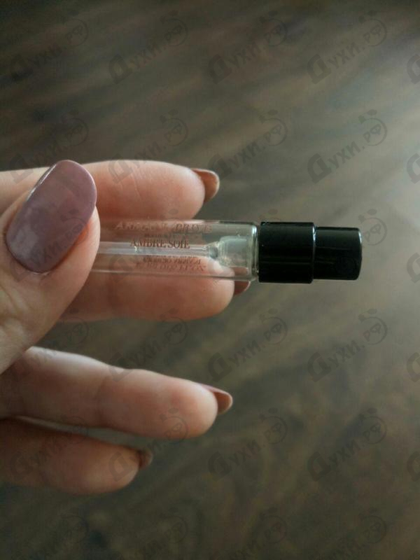 Парфюмерия Giorgio Armani Prive Ambre Soie