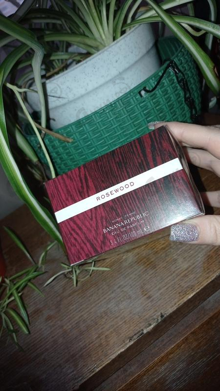 Парфюмерия Rosewood от Banana Republic