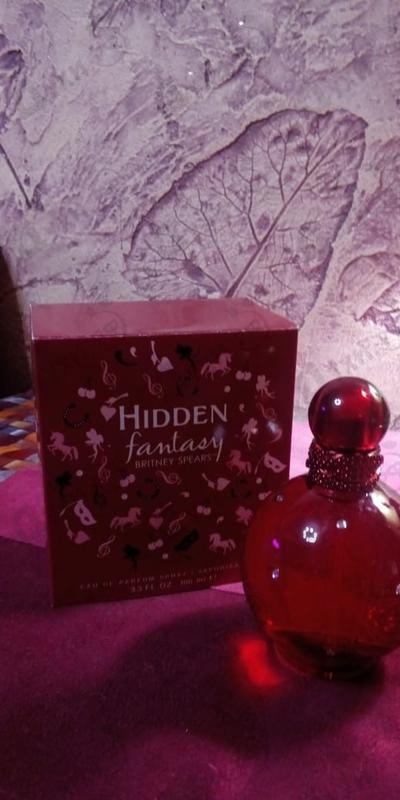 Парфюмерия Hidden Fantasy от Britney Spears