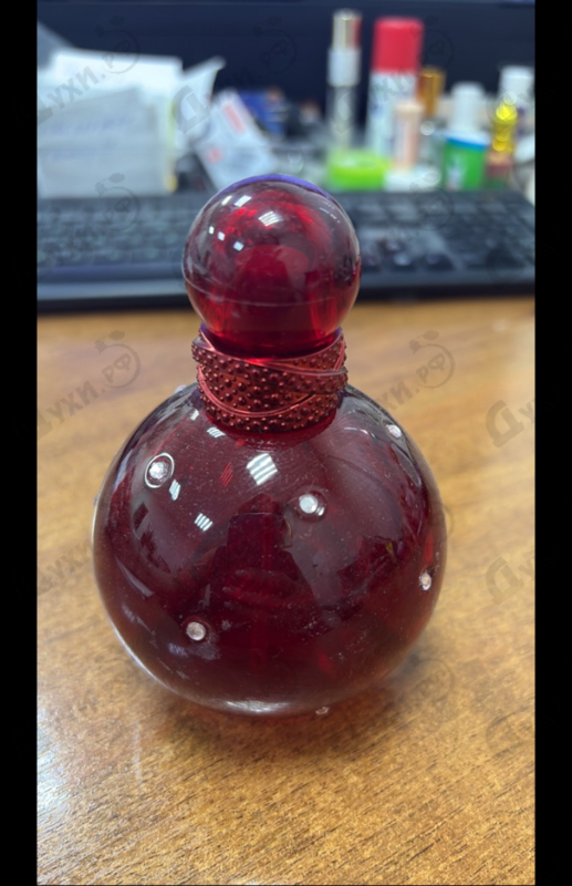 Парфюмерия Hidden Fantasy от Britney Spears