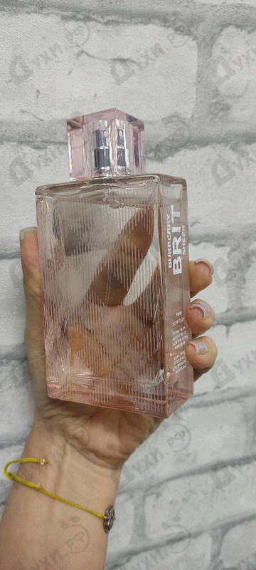 Духи Brit Sheer от Burberry