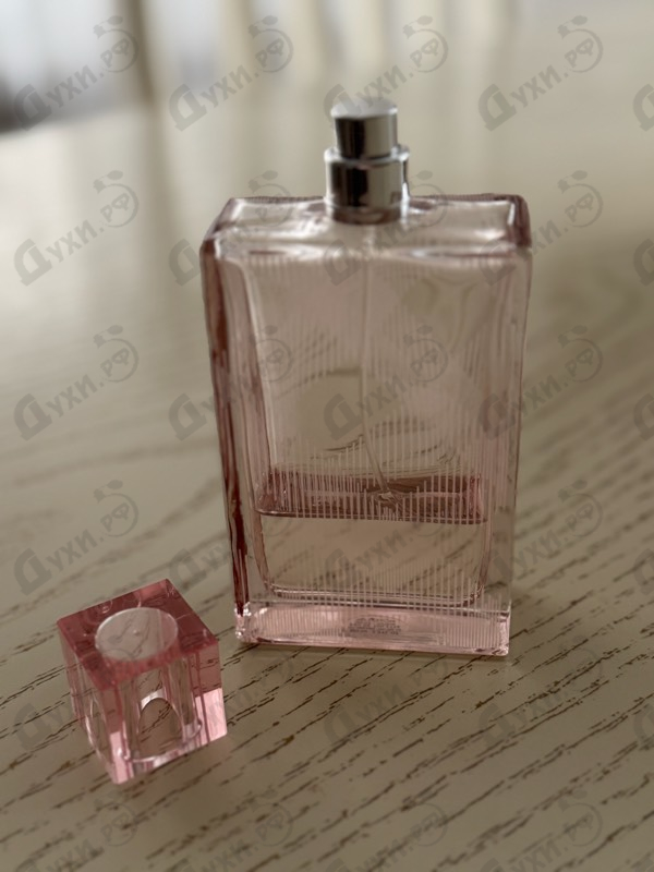 Духи Brit Sheer от Burberry