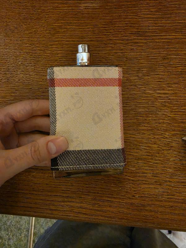 Купить London от Burberry