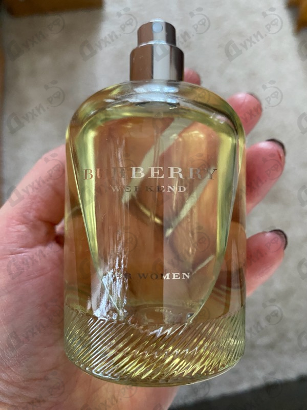 Парфюмерия Burberry Weekend