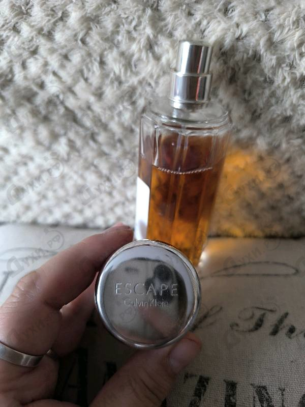 Духи Escape от Calvin Klein