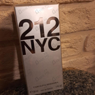 Парфюм Carolina Herrera 212