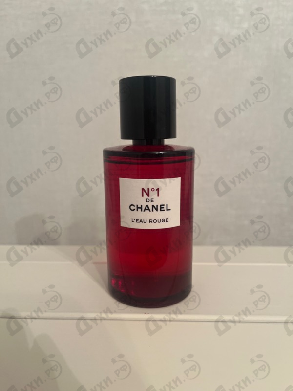 Духи Chanel N°1 De Chanel L'Eau Rouge Парфюмерия N°1 De Chanel L'Eau Rouge от Chanel