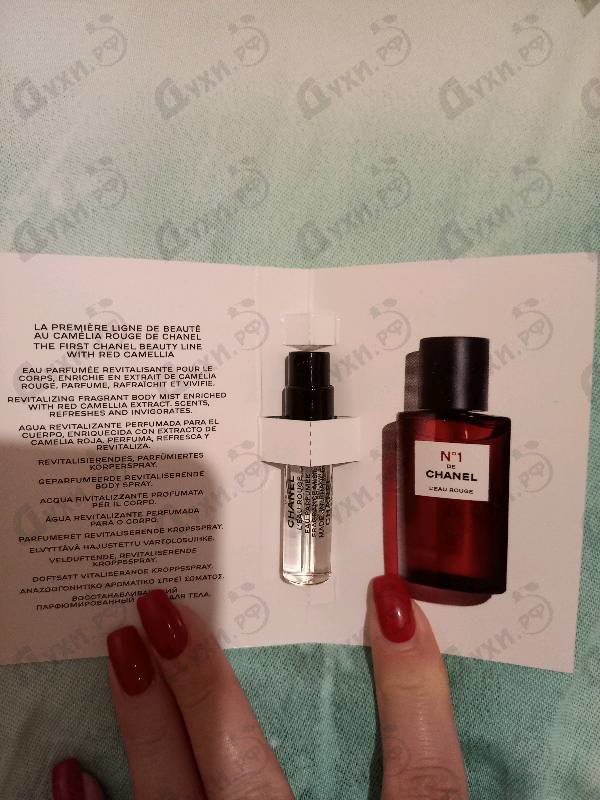 Купить Chanel N°1 De Chanel L'Eau Rouge Парфюмерия N°1 De Chanel L'Eau Rouge от Chanel