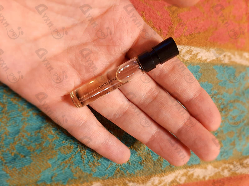 Купить Parfums Berdoues Violette Купить Violette от Parfums Berdoues