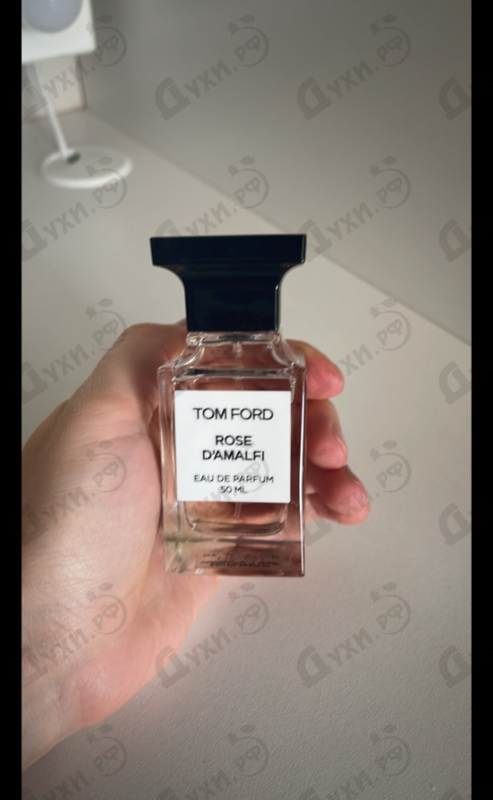 Парфюмерия Rose D'Amalfi от Tom Ford