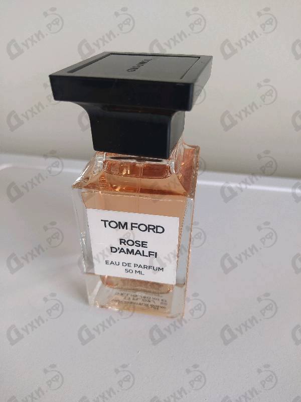 Духи Rose D'Amalfi от Tom Ford