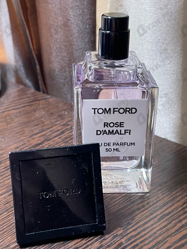 Духи Rose D'Amalfi от Tom Ford