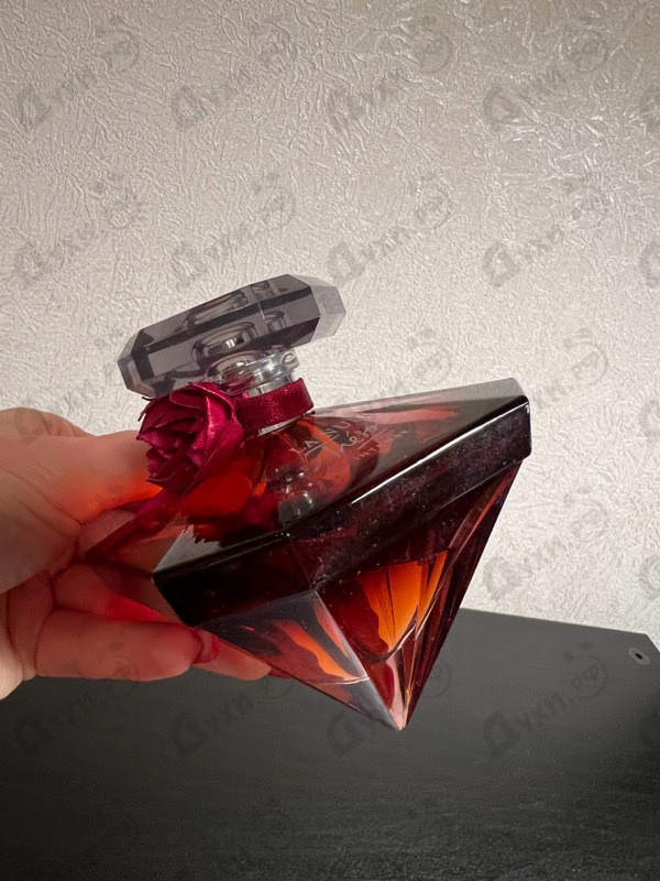 Парфюмерия La Nuit Tresor Intense от Lancome