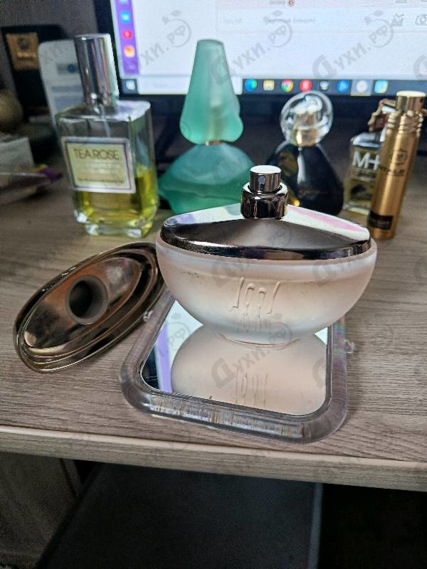 Духи 1881 от Cerruti