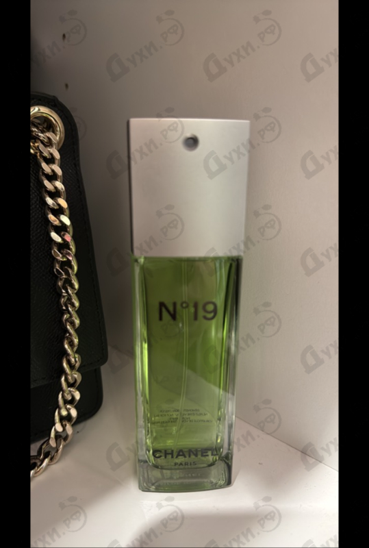 Духи 19 от Chanel