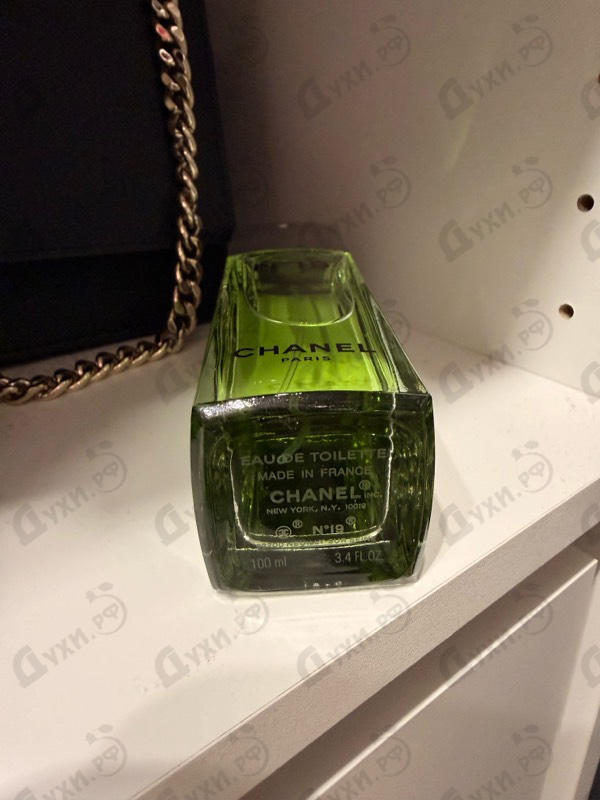 Купить 19 от Chanel