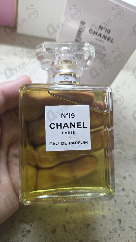 Купить 19 от Chanel