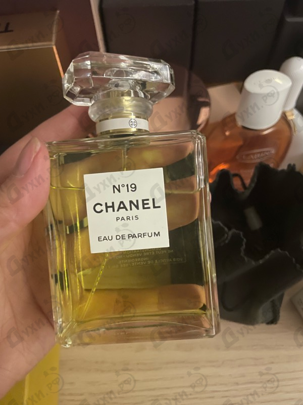 Парфюмерия 19 от Chanel