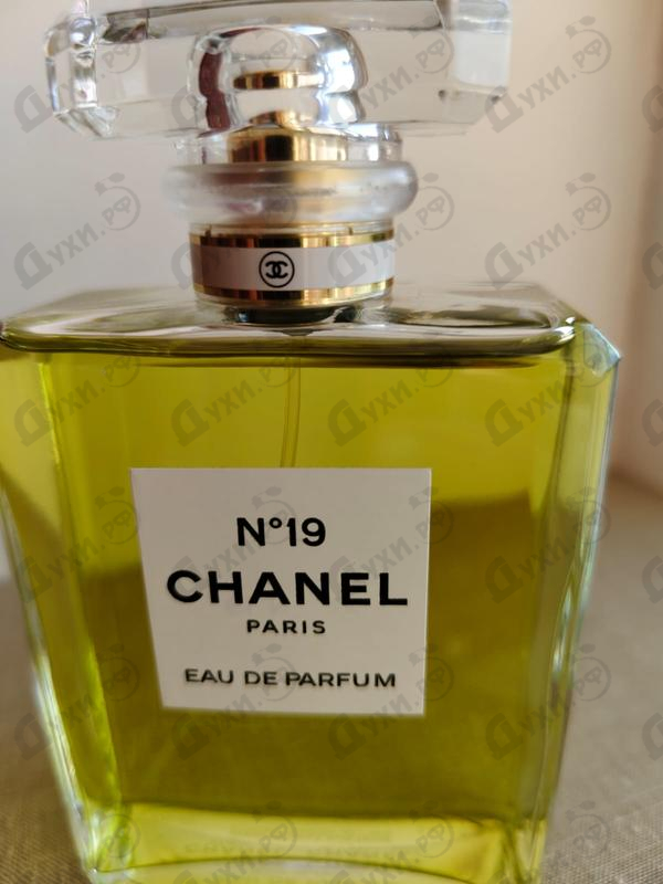 Духи 19 от Chanel