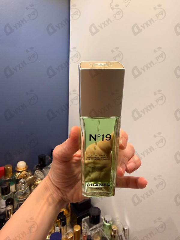 Парфюмерия 19 от Chanel