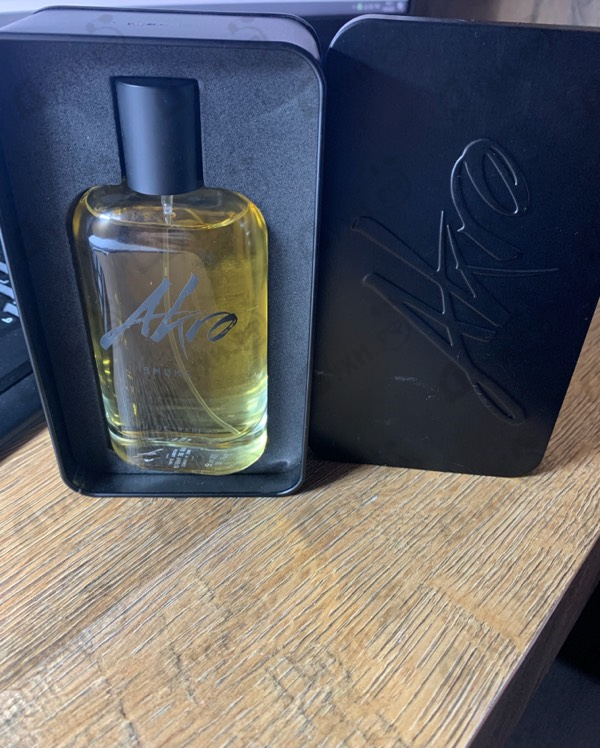 Парфюмерия Smoke от Akro