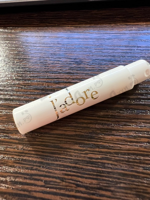 Парфюмерия Jadore от Christian Dior