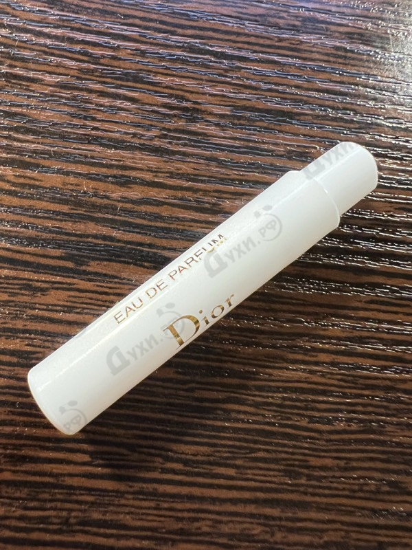 Духи Jadore от Christian Dior
