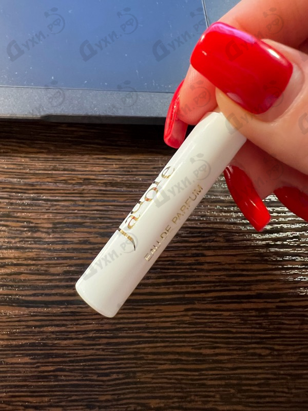 Духи Jadore от Christian Dior