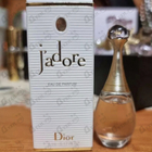 Духи Jadore от Christian Dior
