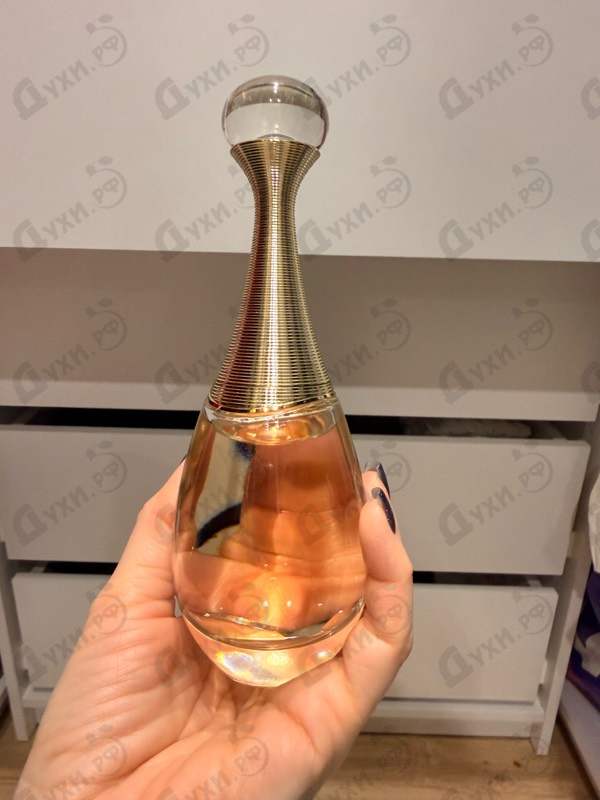 Парфюмерия Jadore от Christian Dior