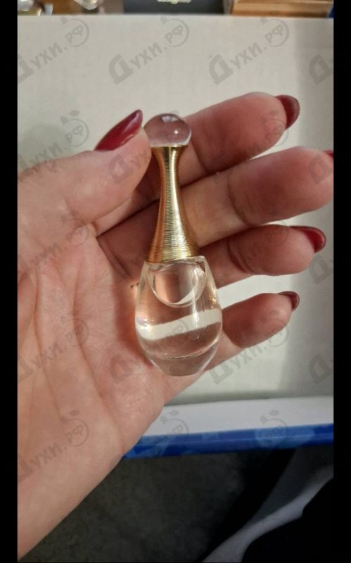 Духи Jadore от Christian Dior